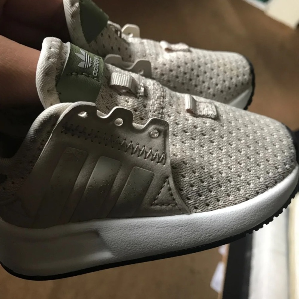 Toddler adidas size 5k